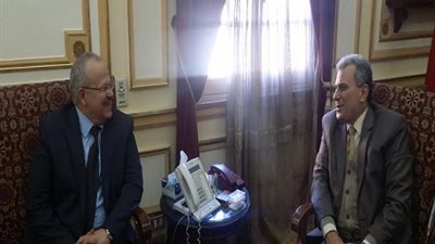 خطة شاملة لتطوير قطاع التعليم والطلاب والمقررات الدراسية بجامعة القاهرة