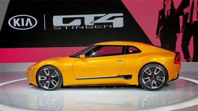 كيا تطلق أول سيارة رياضية