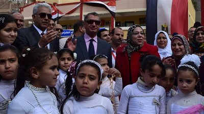 محافظ كفر الشيخ يفتتح معرض التقويم الشامل والانشطة