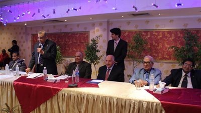 وكيل أول المعلمين: نتطلع لزيادة معاشات النقابة وليس الانتظام فى سدادها فقط