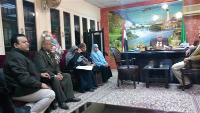 بالصور | وكيل تعليم الفيوم يبحث تطوير مدارس التعليم الفني  