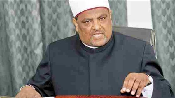 الدكتور عباس شومان