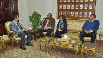 البنك الدولي يحل أزمة الصرف الصحى بـ 9 قرى بتكلفة 700 مليون جنيه بأسيوط