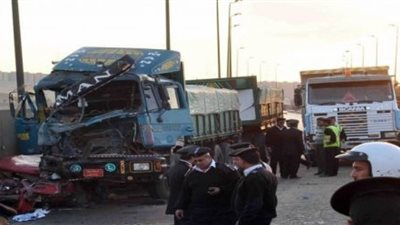 مقطورة تدهس أسرة كاملة بحادث تصادم على طريق أسيوط سوهاج الزراعى