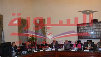 الهلالى يوجه بسرعة الانتهاء من ادخال التكنولوجيا لجميع المدارس