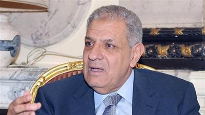 محلب: الجامعات السبيل الأمثل لحل مشكلة العشوائيات