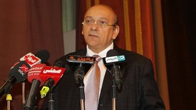 تطبيق الكادر الخاص للممرضات.. وزيادة 1000 جنيه من أول إبريل