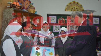 خلال زيارة مفاجئة لمدرسة بالعباسية.. الهلالى: ضرورة حضور الطلاب 85% من أيام الدراسة