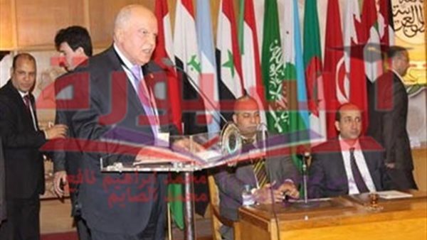 خلف الزناتي نقيب