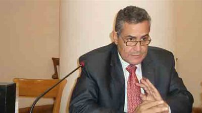 خبير تربوى: طريقة الحفظ فى التعليم أرخص للحكومة من الابداع والابتكار