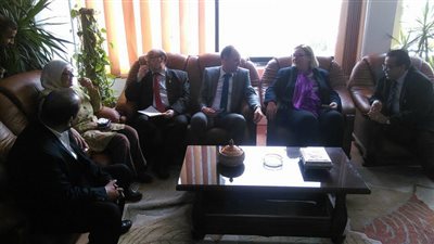 وفد الماني يبحث تقديم المنح الزراعية لجامعة قناة السويس