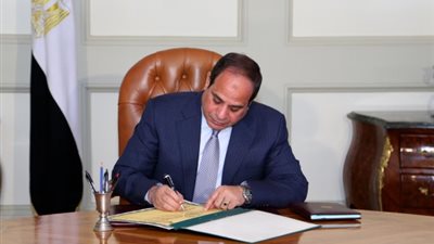 تعديل وزاري في حكومة شـريف والشيحي والهلالي 