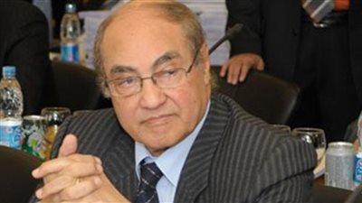 وفاة فاروق ابوزيد عميد اعلام القاهرة الأسبق