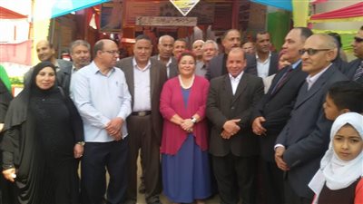 بالصور| 90 مدرسة تشارك في مهرجان 