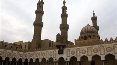 الأزهر: استكمال المقابلات والاختبارات لمسابقة الوظائف الجمعة  