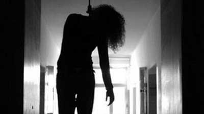 انتحار طالبة بالغربية بسبب معايرة والديها لها بالفشل في الدراسة