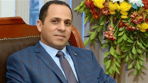 الدكتور عبيد عبد