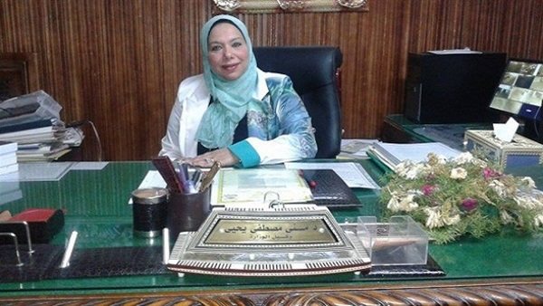 مني يحي وكيل تعليم