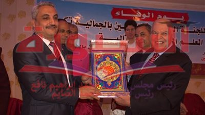 نقيب المعلمين: تطوير مصر لا يأتى إلا بالتعليم وغرس القيم والمثل