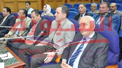 التعليم تتابع الاستعدادات النهائية لامتحانات آخر العام