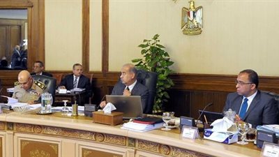 مفاجاة| الحكومة تعلن استثناء المعلمين  من قانون «الخدمة المدنية المعدّل»