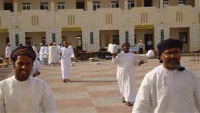 مدرسة السلطان قابوس العمانية تعلن عن وظائف شاغرة للمعلمين.. ننشر التخصصات 