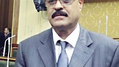 نائب برلمانى يؤكد زيادة دخول الموظفين 100% فى قانون الخدمة المدنية المعدل.. ومنح علاوة 15%