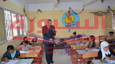 الهلالى يتفقد لجان امتحانات الشهادة الابتدائية بمحافظة القاهرة