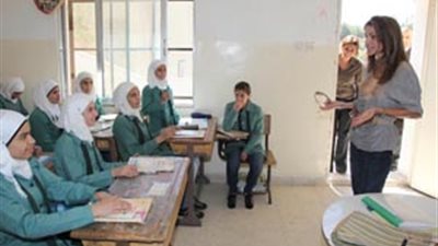 سلطنة عمان تعلن عن وظائف للمعلمات براتب 520 دولار.. ننشر المزايا