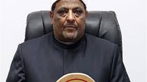 د عباس شومان