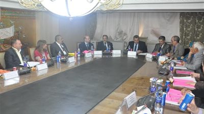 مجلس المعاهد العليا يوافق علي تدريس مادة التربية العسكرية كمادة أساسية