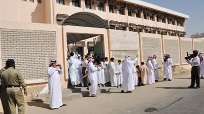 عاجل وبرواتب مجزية.. مطلوب معلمين لمدارس جدة.. ننشر الشروط والمزايا