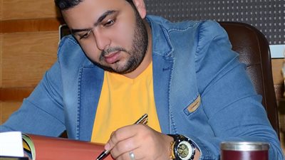 بالفيديو.. شرح أدب مدرسة الواقعية (منهج جديد ) 2016  لغة عربية للثانوية العامة