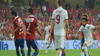 بالفيديو| الأهلى يعزف سيمفونية فى ستاد هزاع ويذيق روما مرارة الهزيمة فى الوقت الضائع برباعية