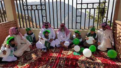 معلمو السعودية يطالبون بالانصاف ومساواتهم بالمعلمين المصريين ..وبنحسد المعلم المصري 