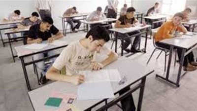 المذاكرة عقب صلاة الفجر والعصر.. ومضع اللبان قبل الامتحان.. ضمن 6 نصائح هامة لطلاب الثانوية العامة