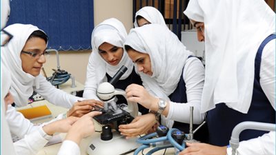 سلطنة عمان تعلن عن وظائف للمعلمين.. ننشر نص الاعلان