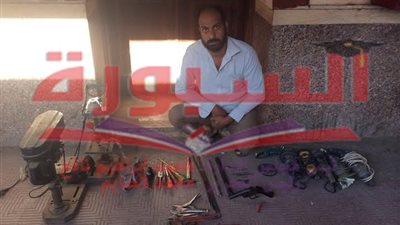 ضبط عامل مفاتيح لادارته ورشة لتصنيع الاسلحة بأسيوط