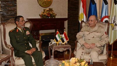 رئيس الأركان المصري يلتقي نظيره الإماراتي