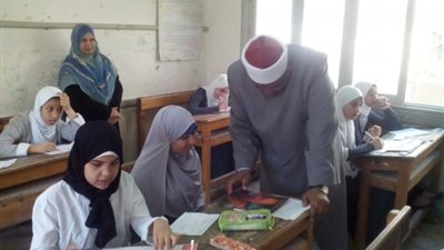 فى امتحانات الأزهر.. الغش للركب.. 