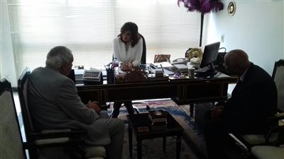  وزيرة الهجرة تبحث تشكيل فريق عمل مشترك بين أطباء مستشفى الأورمان والأطباء المصريين بكندا