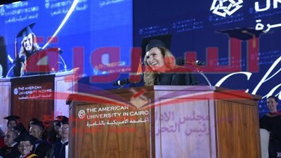 الجامعة الامريكية تحتفل بتخرج دفعة ربيع 2016