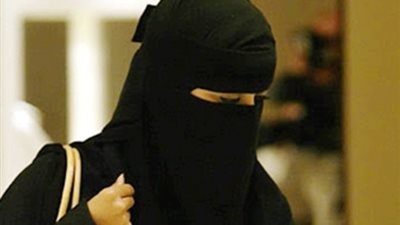 وفاة معلمة سعودية اثناء احتفالها بتقاعدها بعد خدمة 30 عاما