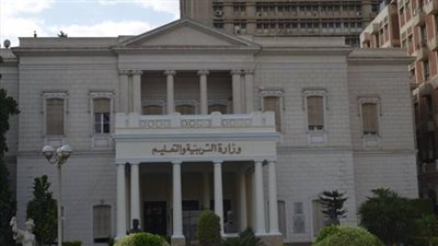  التعليم: طفرة فى أجور المعلمين عقب إقرار القانون الجديد