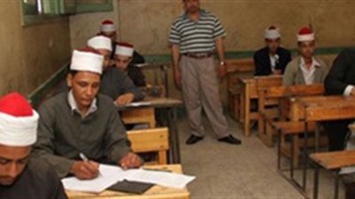 طلاب الثانوية الأزهرية 