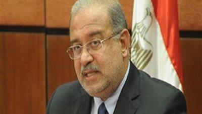 رئيس الوزراء يشيد بالجهد المبذول بغرفة عمليات الثانوية العامة