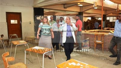 رئيس جامعة أسيوط يناشد رئيس الوزراء لسرعة تكييف 3 من صالات الامتحانات بسبب ارتفاع حرارة الجو