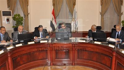 الهلالى يؤكد على الالتزام بمعايير بناء المدارس فى المدن الجديدة 