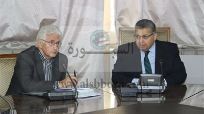 وزير التعليم العالى يعتمد خطة الأنشطة الصيفية لمعهد إعداد القادة بحلوان