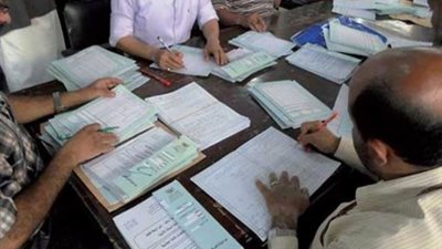 وفاة معلم  اثناء تصحيح اللغة العربية 